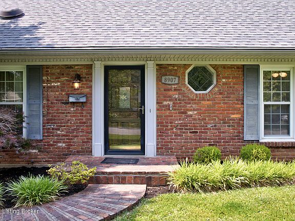 2nd image of 8907 Pine Lake Dr
