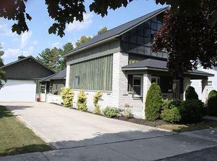 364 W Huron Ave, Rogers City, MI 49779