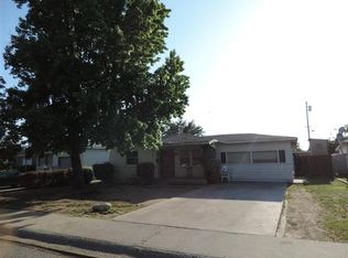323 Walnut St, Shafter, CA 93263