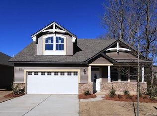 1241 Kings Grove Dr, York, SC 29745