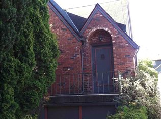 1021 NE 73rd St, Seattle, WA 98115