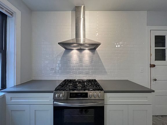 2nd image of 2129 Ridge Ave #2129-29-3J