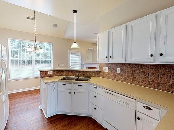 5th image of 1158 Windy Hill Dr NW