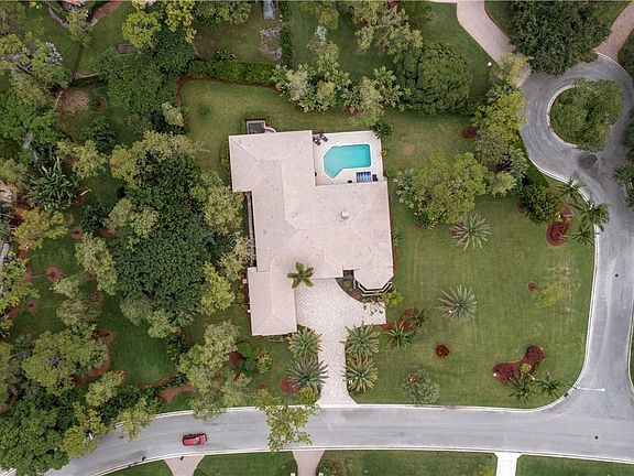 2nd image of 6030 NW 84th Terrace