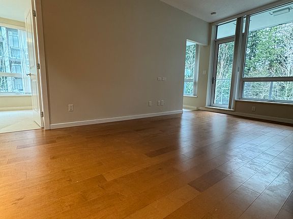 5th image of 5728 Berton Ave #307