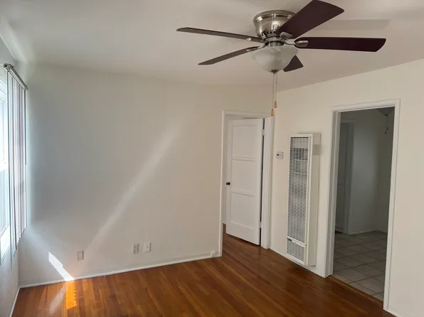 8860 La Mesa Blvd, La Mesa, CA 91942