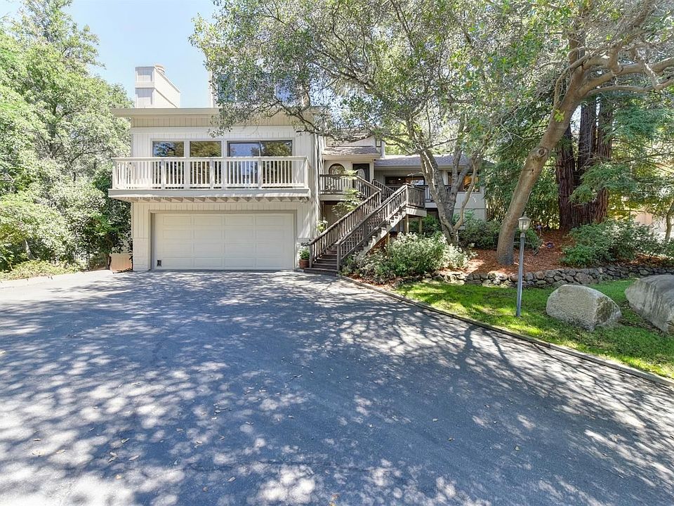 1st image of 112 Gainsborough Cir