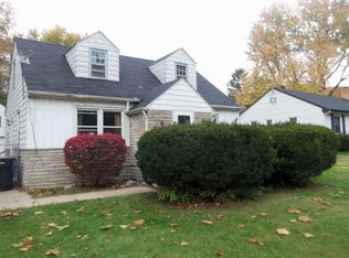 20285 Darden Rd, South Bend, IN 46637