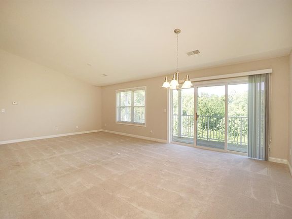 4th image of 4512 Clearwater Pl Unit 14