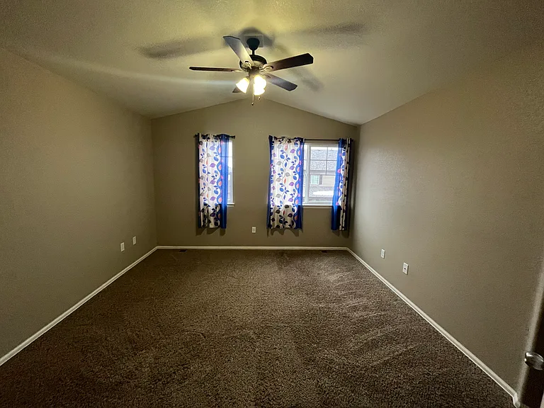 25556 E 4th Pl — Photo 5