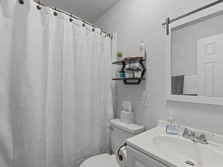 995 Shawtown Rd — Photo 5