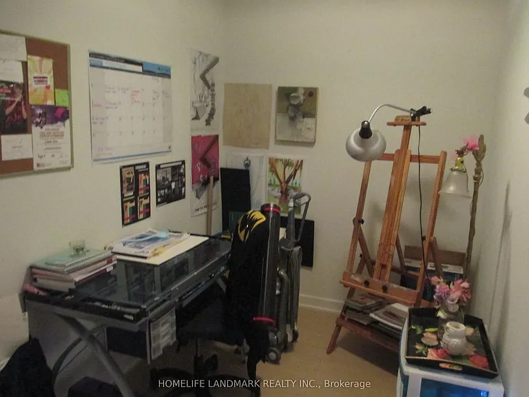 15 Iceboat Ter #631 — Photo 12