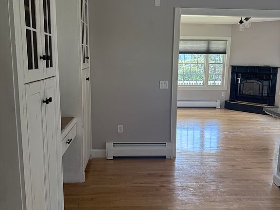 Kitchen pantry to left