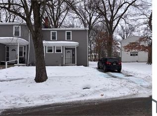 17 Chalmers Ln, Cincinnati, OH 45218