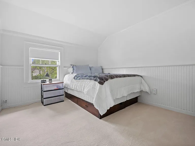 1 Cherry Ln — Photo 33
