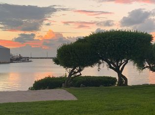 5075 Sunset Village Dr, Duck, FL 33050