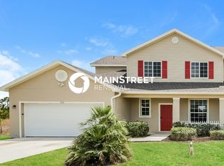 966 Ainsworth St W, Lehigh Acres, FL 33974