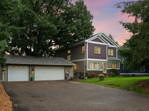 1608 E Shore Dr, Saint Paul, MN 55106