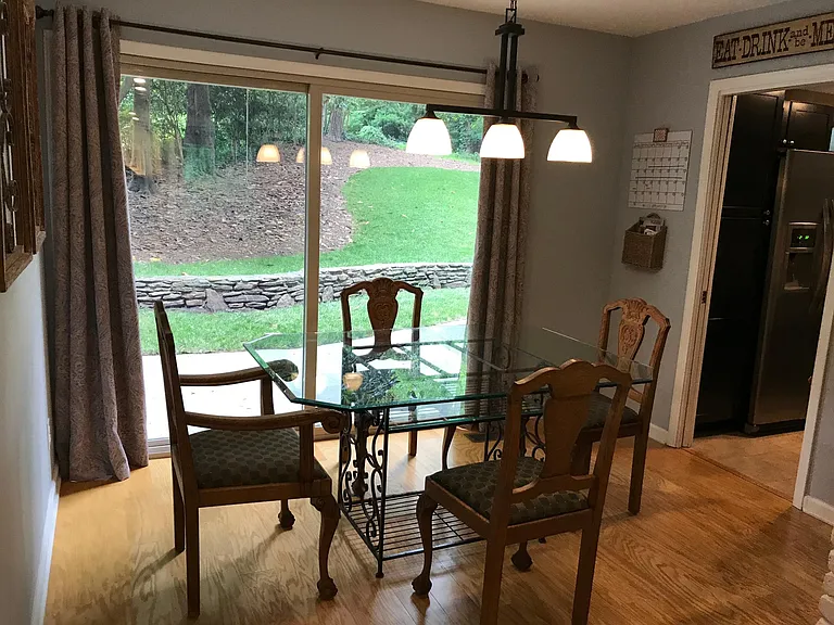 4889 Lake Forrest Dr — Photo 16