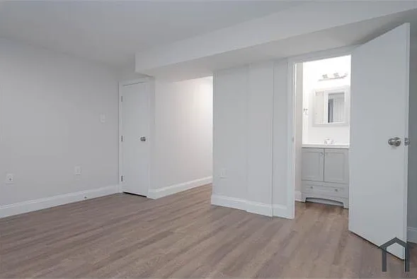 806 Benninghaus Rd — Photo 21
