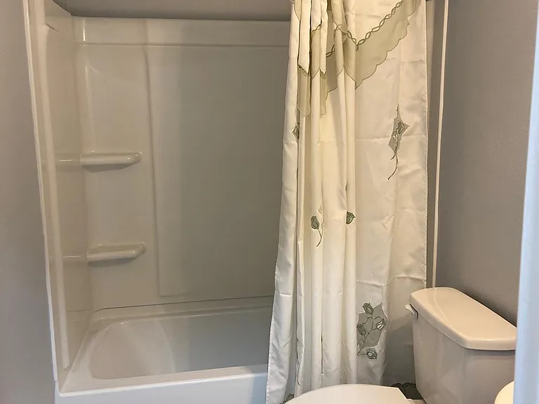 658 Caribou Ct — Photo 8