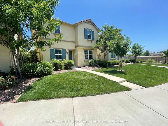 3rd image of 1097 Knox Way