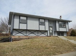 4926 Lillian St, Omaha, NE 68157