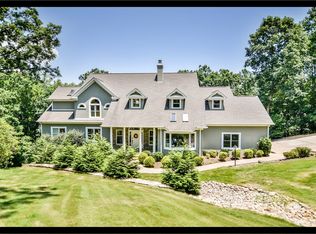 11 Harbour View Dr, Salem, SC 29676