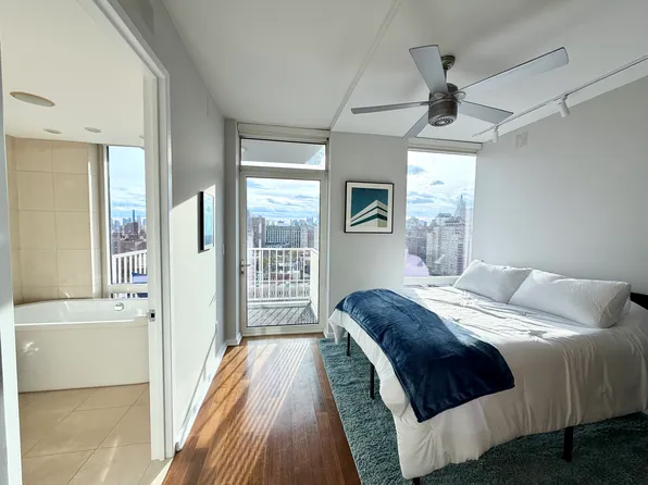 340 East 23rd Street image 13 of 24