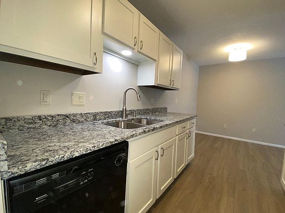 4th image of 7310 York Ave S #107