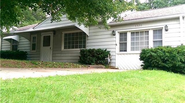 1st image of 3520 Victoria Dr