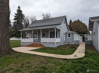 824 D St, Vader, WA 98593