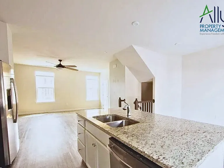2424 Pocoson Wood Ct #1 — Photo 6