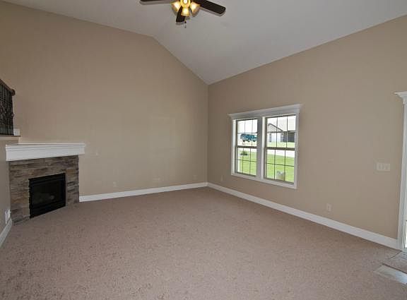 3rd image of 2501 E Stonecreek Ave