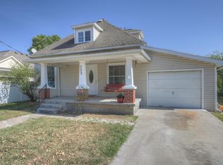305 N Roney St, Carl Junction, MO 64834
