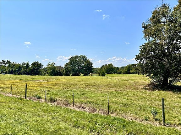 2nd image of Williams Rd