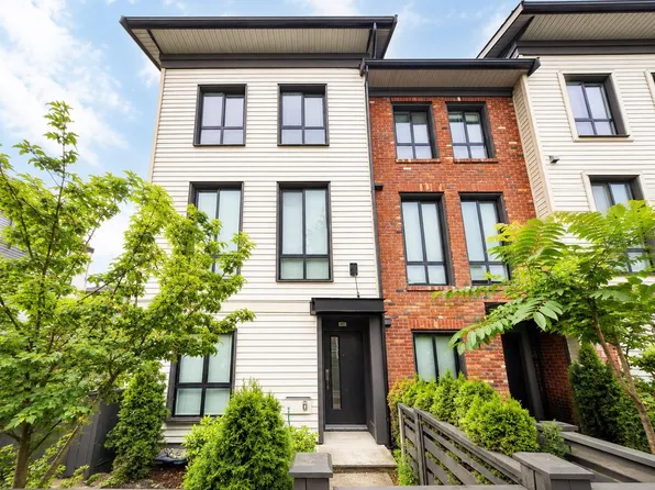 15828 27th Ave #40, Surrey, BC V3Z 0X4