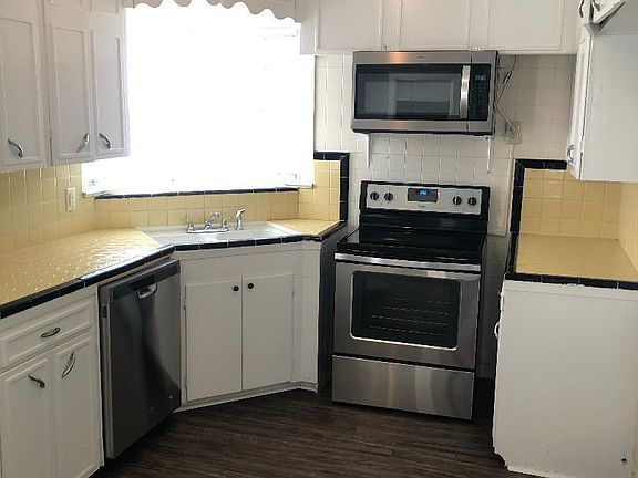 2nd image of 634 Patton St
