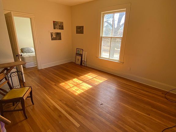 2nd image of 509 North St Unit C