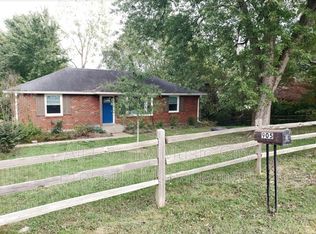 905 Mitchell Rd, Nashville, TN 37206