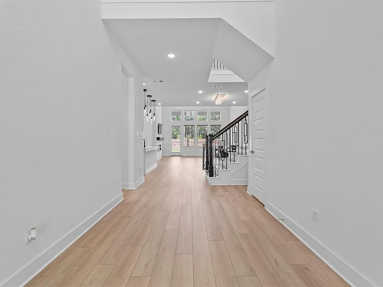 5030 Valley Wind Ct — Photo 8