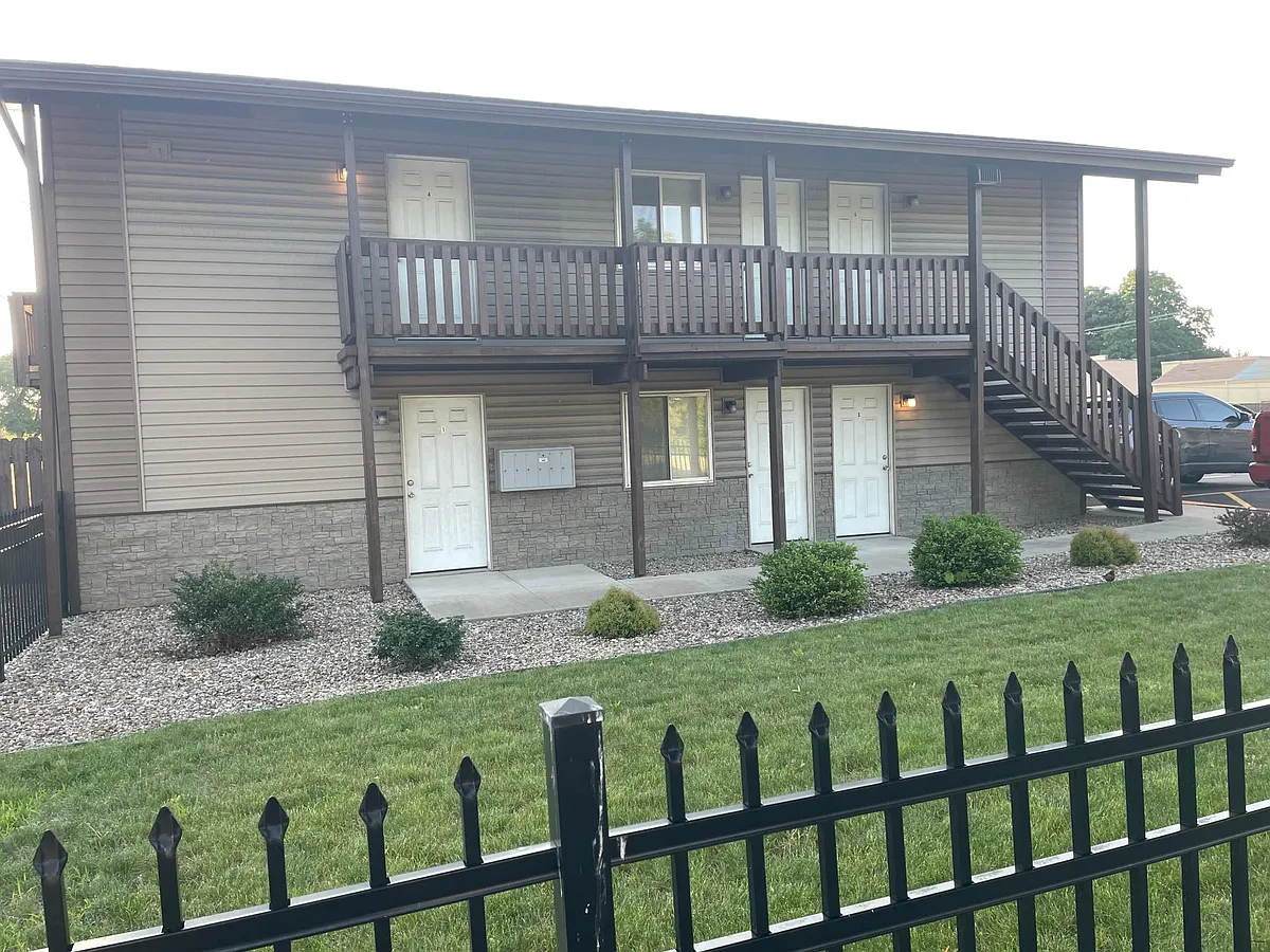 Building Photo - 241 Perkins St #14