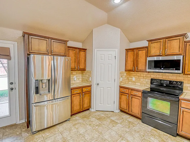 329 Tecumseh Meadows Dr — Photo 13