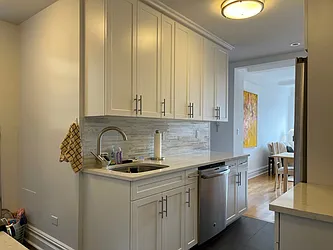 Rented by Rita S Citrin, LREB