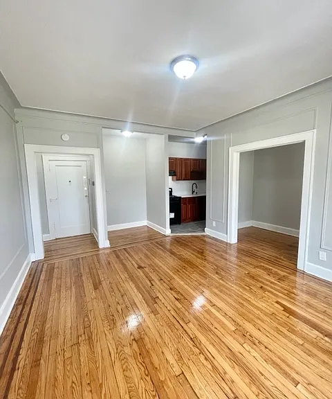 Vine Street Holdings — Photo 8