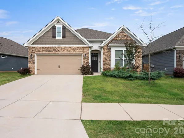 4229 Millstream Rd, Denver, NC 28037