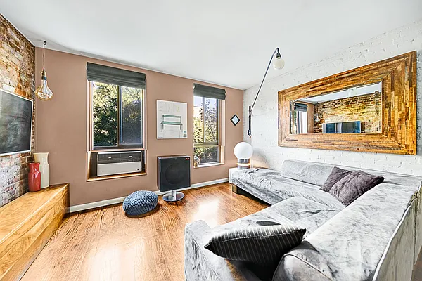 Sold by Compass | media 3