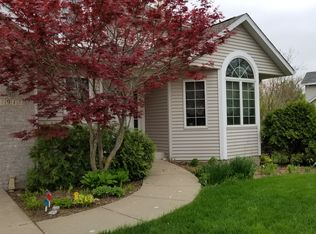 1917 Woodberry Ct, Iowa City, IA 52246
