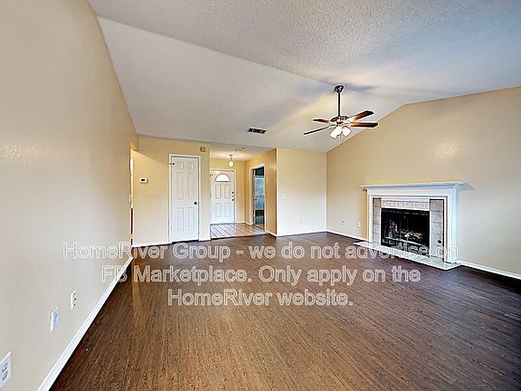 4th image of 1532 Chapman St