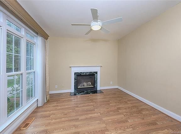 5th image of 103 Gannett Dr